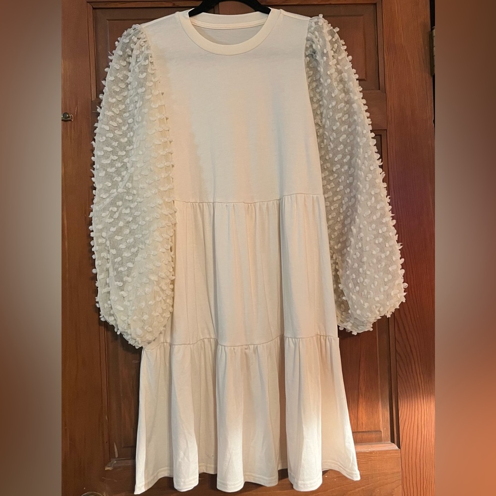 Charming Cream Ladies Small Dress with Textured Sleeves. Brand New!